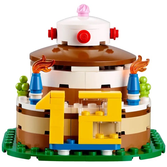 Retired, new LEGO® Iconic Birthday Table Decoration - Picture 4 of 11